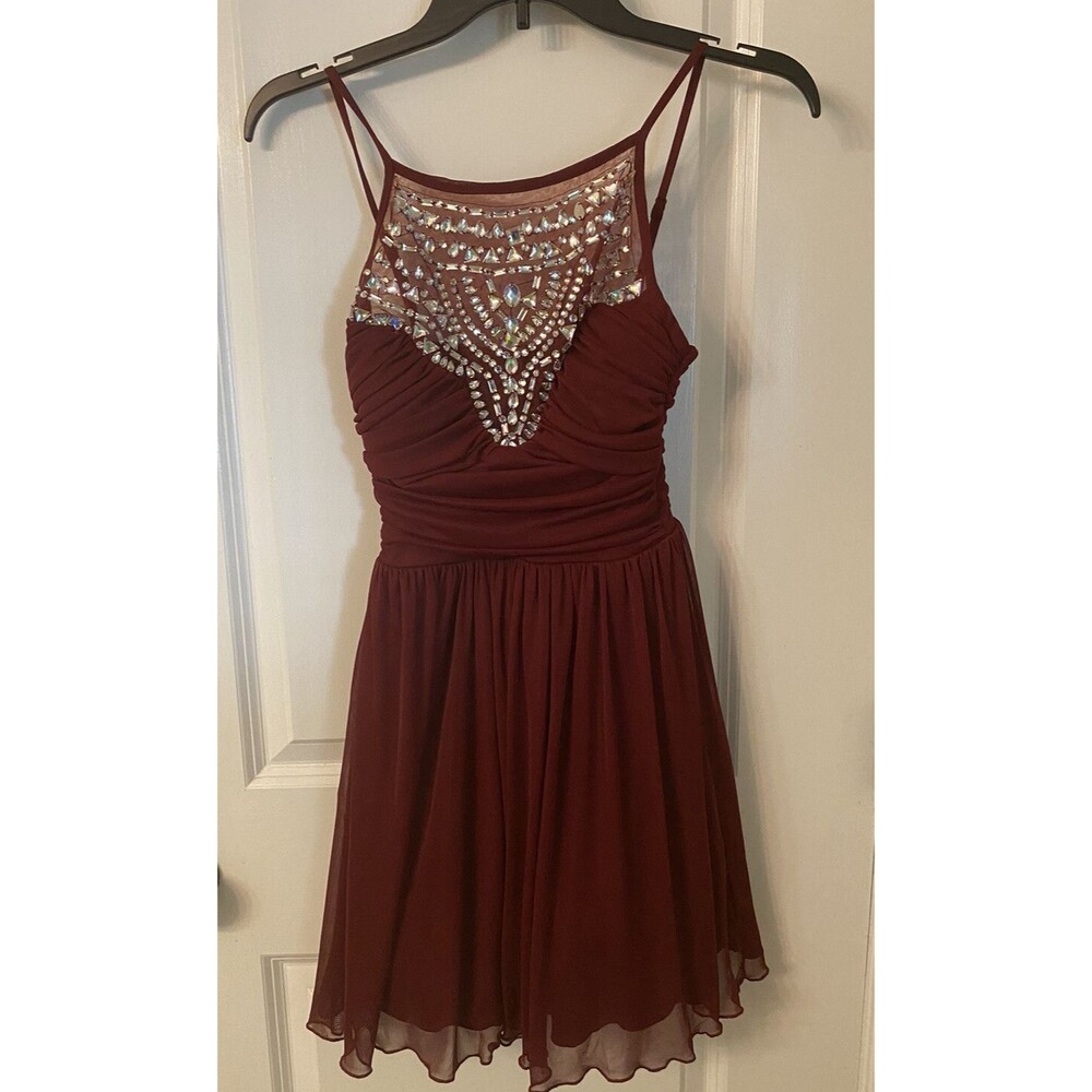 B Darlin Maroon Evening Dress Women's Knee Length Party Prom Bridesmaid